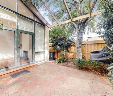 9 Lambeth Ave, Armadale - Photo 1