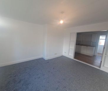 2 bedroom house to rent - Photo 2