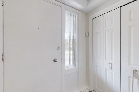 For Lease - 79 Hove Street, Toronto, Ontario - Photo 5