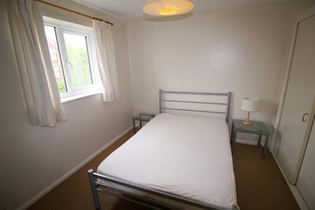 Dakin Close, Maidenbower - Photo 4