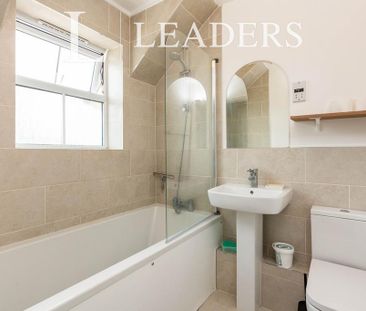 2 bedroom flat to rent - Photo 6