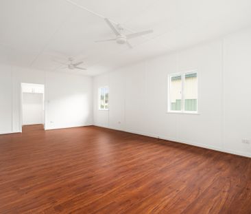 32 Stephenson Street, Sadliers Crossing QLD 4305 - House For Rent |... - Photo 1