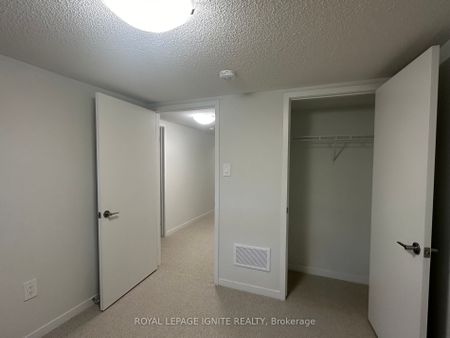 Condo Townhouse For Lease | N7395758 - Photo 5