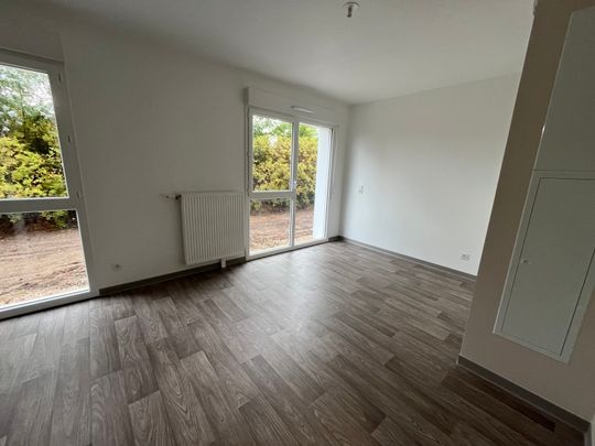 Location Appartement 1 pièce 21m² FRANQUEVILLE ST PIERRE 76520 - Photo 1