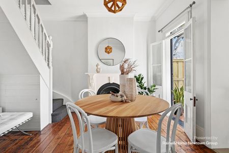 Character and convenience - Photo 3