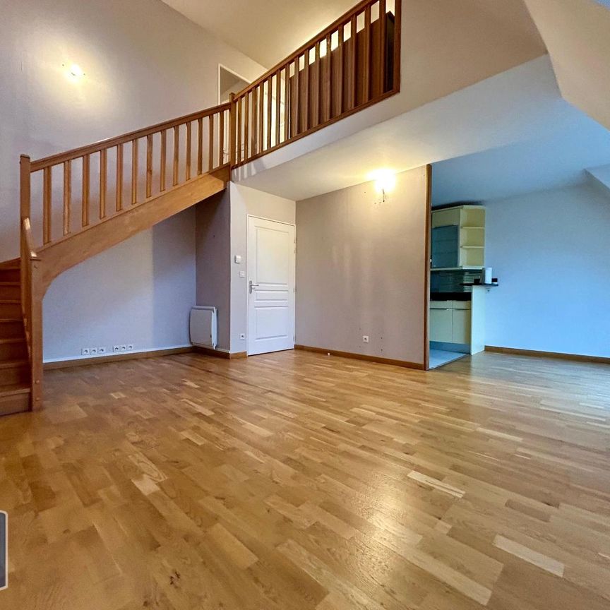 Location Appartement 4 pièces 90m² LUNERAY 76810 - Photo 1