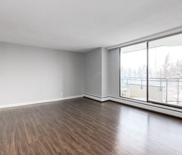 2105 90th Ave SW, Calgary - Photo 4