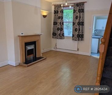 3 bedroom terraced house to rent - Photo 1