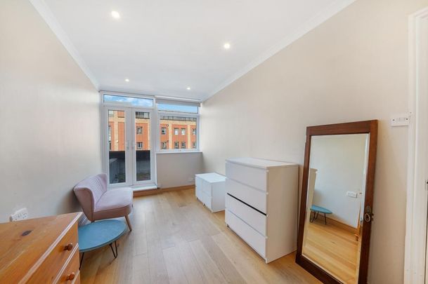 4 bedroom apartment to rent - Photo 1