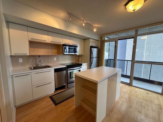 For Lease - 25 Carlton Street Unit# 1311, Toronto, Ontario - Photo 1
