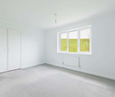 PLEASE EMAIL TO REGISTER YOUR INTEREST - Four bedroom detached resi... - Photo 3