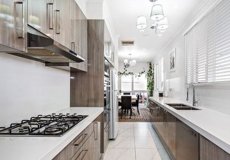 2/47 Wallace Street, Preston VIC 3072 - Photo 3