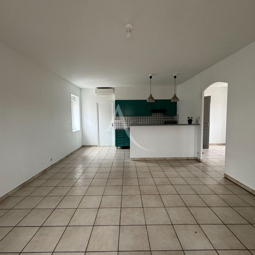 Location Appartement 2 pièces 53m² - Photo 1