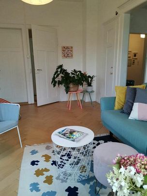 Grosszügige 5-Zimmer-Wohnung mit Seeblick - Photo 1