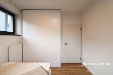 Pronájem nadstandardního vybaveného bytu 3+kk s balkónem a možností parkování přímo u domu - Photo 4