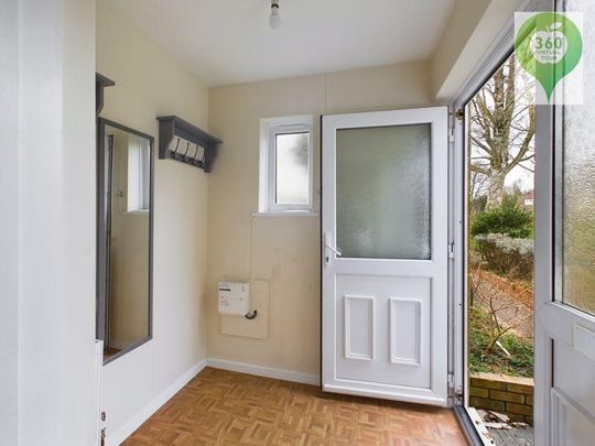 3 bedroom semi-detached house to rent - Photo 1