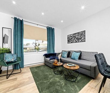 Bank Street - Photo 1