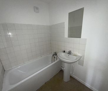 À Louer : Grand Appartement de Type 4 en Duplex - Villeneuve - Gren... - Photo 2
