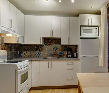 Loft entièrement meublé à louer Vieux-Québec novembre 2025 - Photo 4