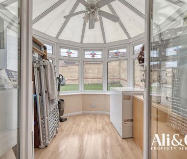 1 bedroom in a house share to rent - Photo 4