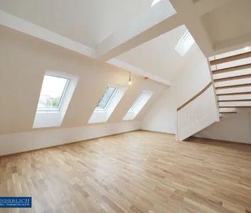 Dachgeschossmaisonette mit großem Balkon Top-Erstbezug - Photo 3
