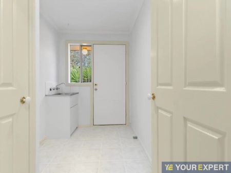 “Beautiful Family Home in Prime Berwick Location” - Photo 5