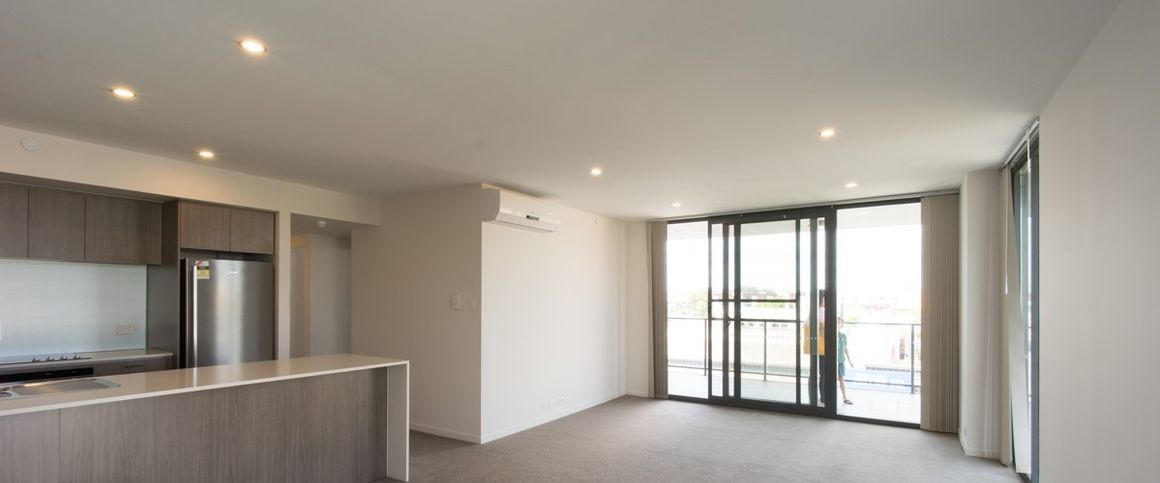 PERFECT 2x2 APARTMENT IN THE HEART OF PERTH - Photo 1