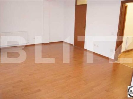 2 camere de inchiriat, decomandat, 56 mp, imobil nou, cu garaj - Photo 4