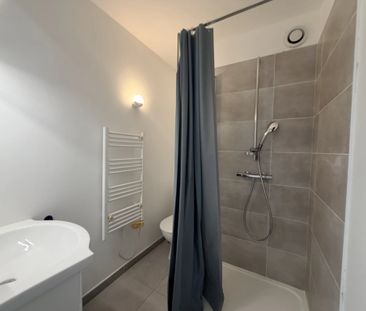 Location Appartement 1 pièce 29m² LA CIOTAT 13600 - Photo 5
