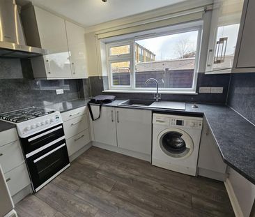 2 bedroom maisonette - Photo 5