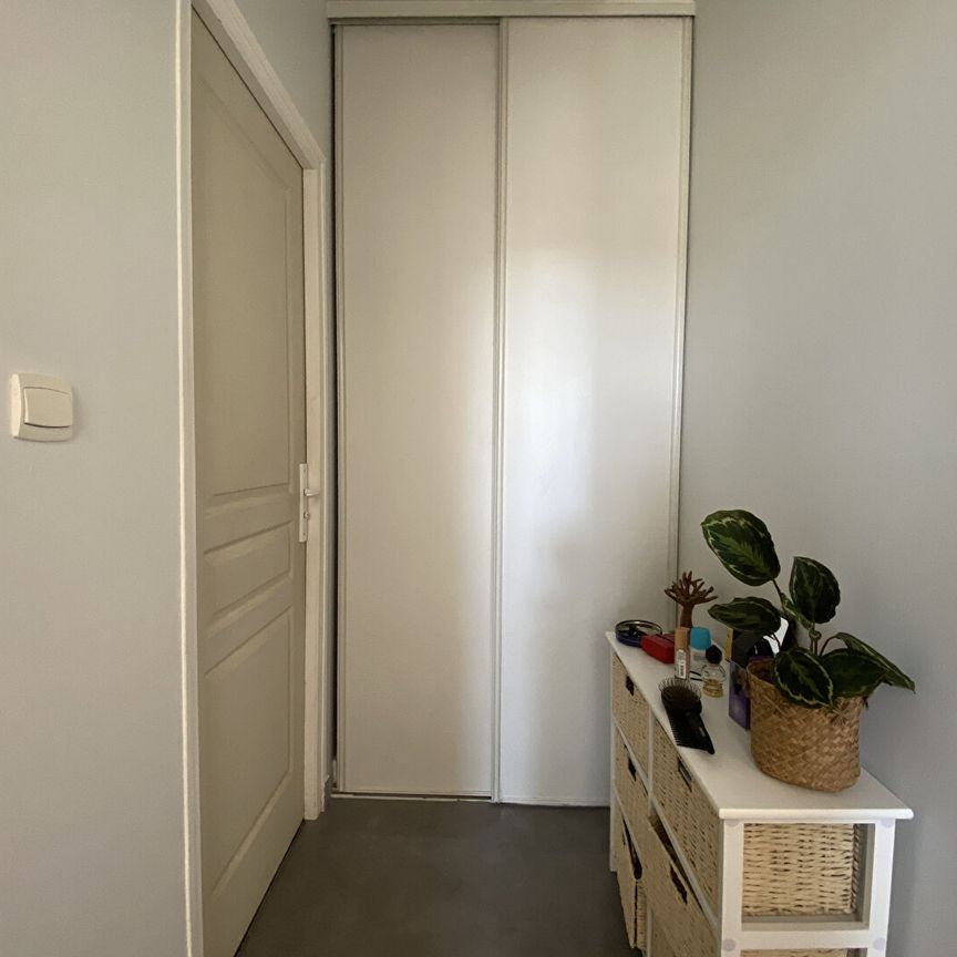 AIXE-SUR-VIENNE, T2 de 45m² avec parking ! - Photo 1