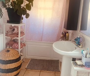 2 Bed Terraced House, Tamworth Lane, CR4 - Photo 5