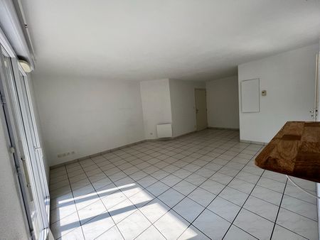 Location Appartement 2 pièces 50m² - Photo 2