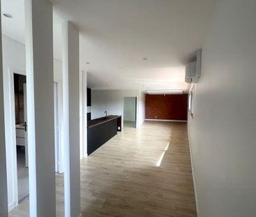 Location - Appartement - 2 pièces - 70.89 m² - bruguieres - Photo 2