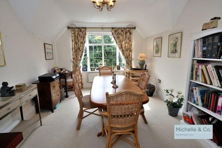 3 bedroom apartment to rent - Photo 3