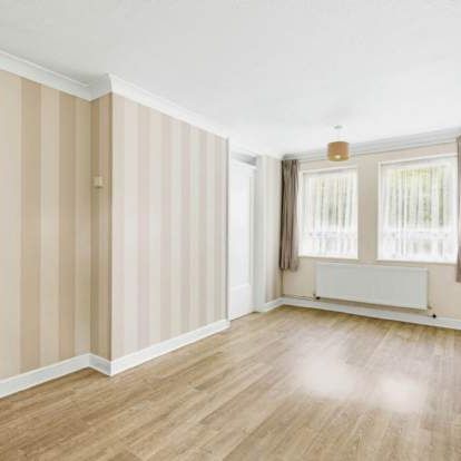 1 bedroom property to rent in Bracknell - Photo 1