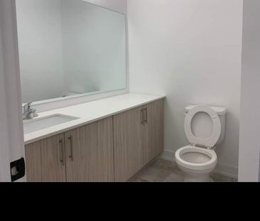 For Lease - 25 Pumpkin Corner Crescent, Barrie, Ontario - Photo 6