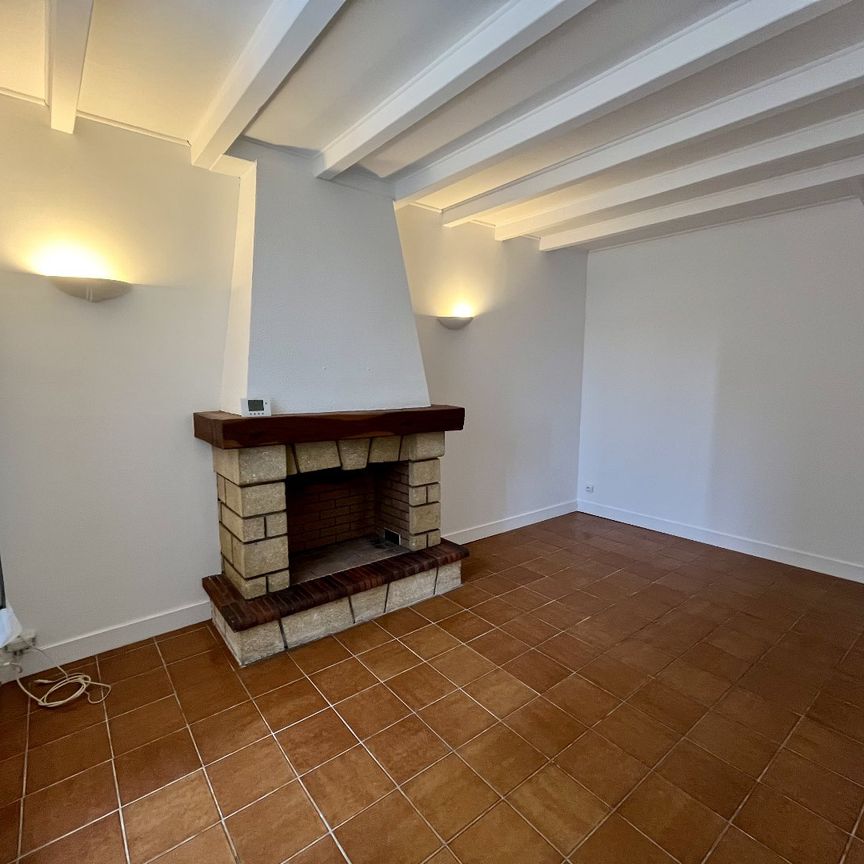 Location Maison 3 pièces 74m² JARNAC 16200 - Photo 1