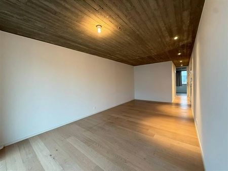 Appartement te huur - Foto 2