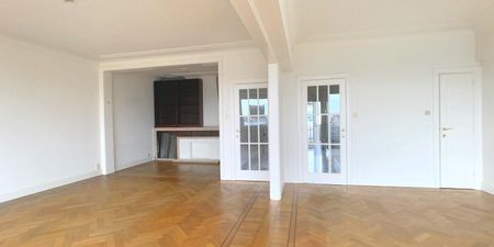 Appartement te huur in Liège voor € 970 met 1 slaapkamer - Photo 3