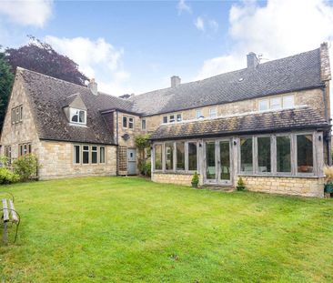 Handsome Farmhouse in the Quaint Village of Maugersbury. - Photo 5