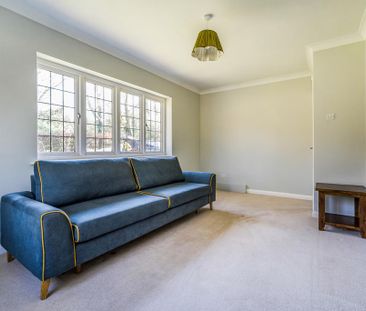 7 bedroom detached house to rent - Photo 2