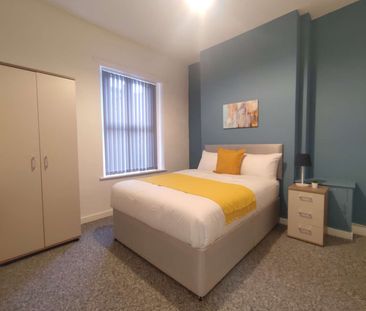 Oakfield Road Room 3 (Double) - Photo 1