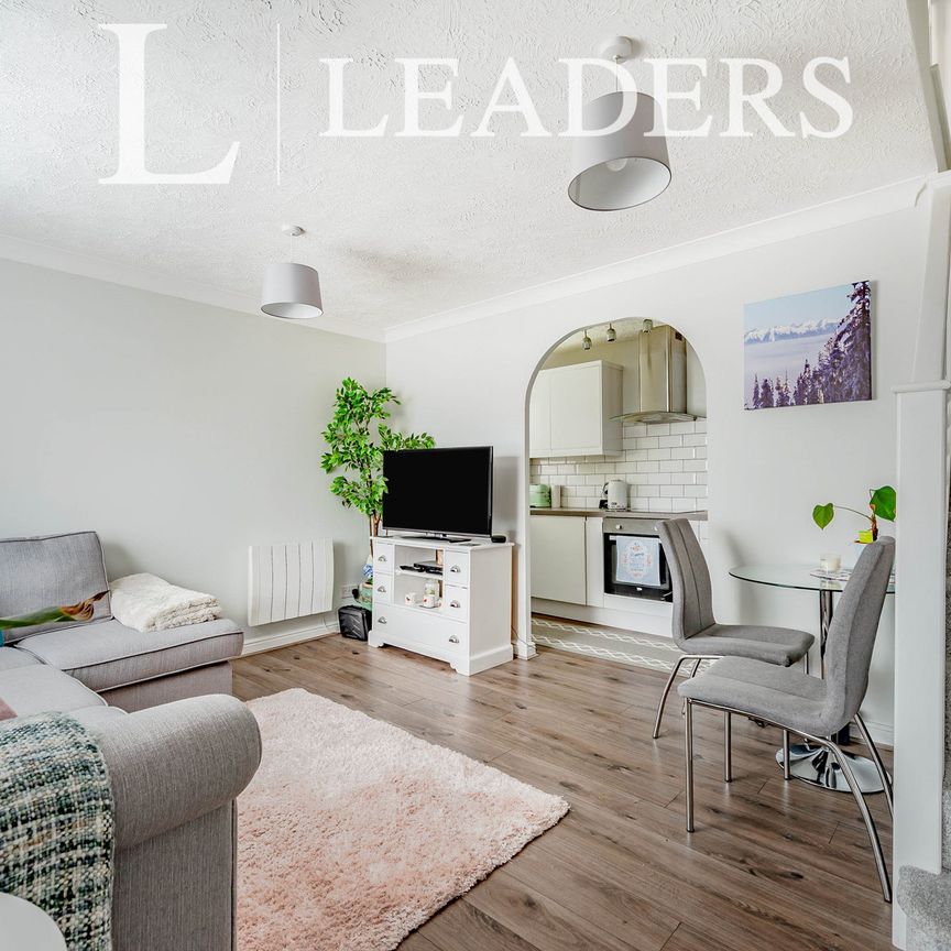 1 bedroom house to rent The Copse, South Nutfield, Redhill, RH1 - Photo 1