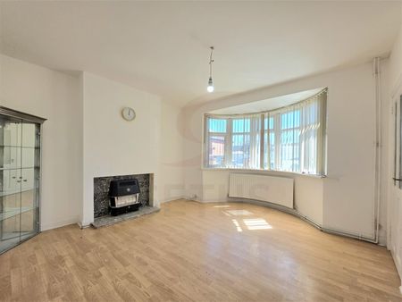 Queniborough Road, LE4, Leicester - Photo 2