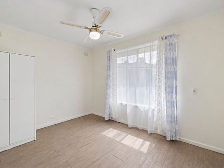 12 Darrang Court, Modbury North - Photo 3