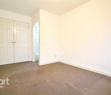 3 bedroom apartment to rent - Photo 4