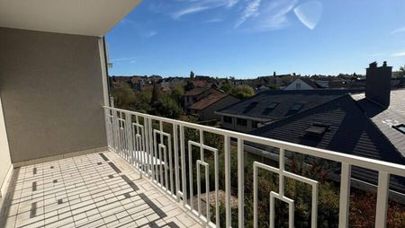 MONTIGNY LES METZ - F3 - BALCON - CUISINE EQUIPEE - GARAGE - Photo 4