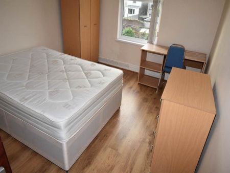 5 bedroom house to rent - Photo 3