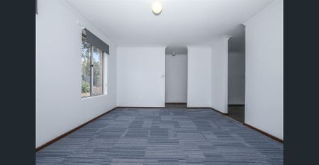 Perfect Family Home - Photo 3